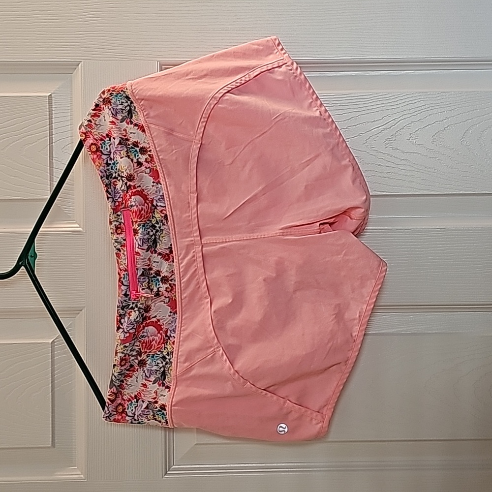 lululemon athletica Pink Floral Women Shorts